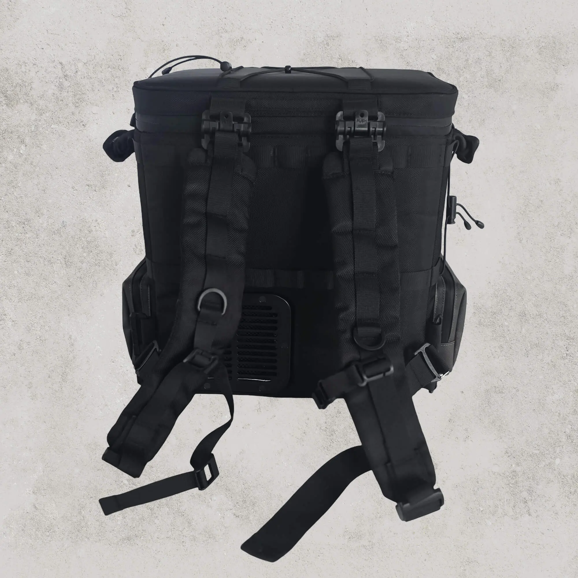 Bushwakka Chill'n'Go Backpack Fridge - Image 3