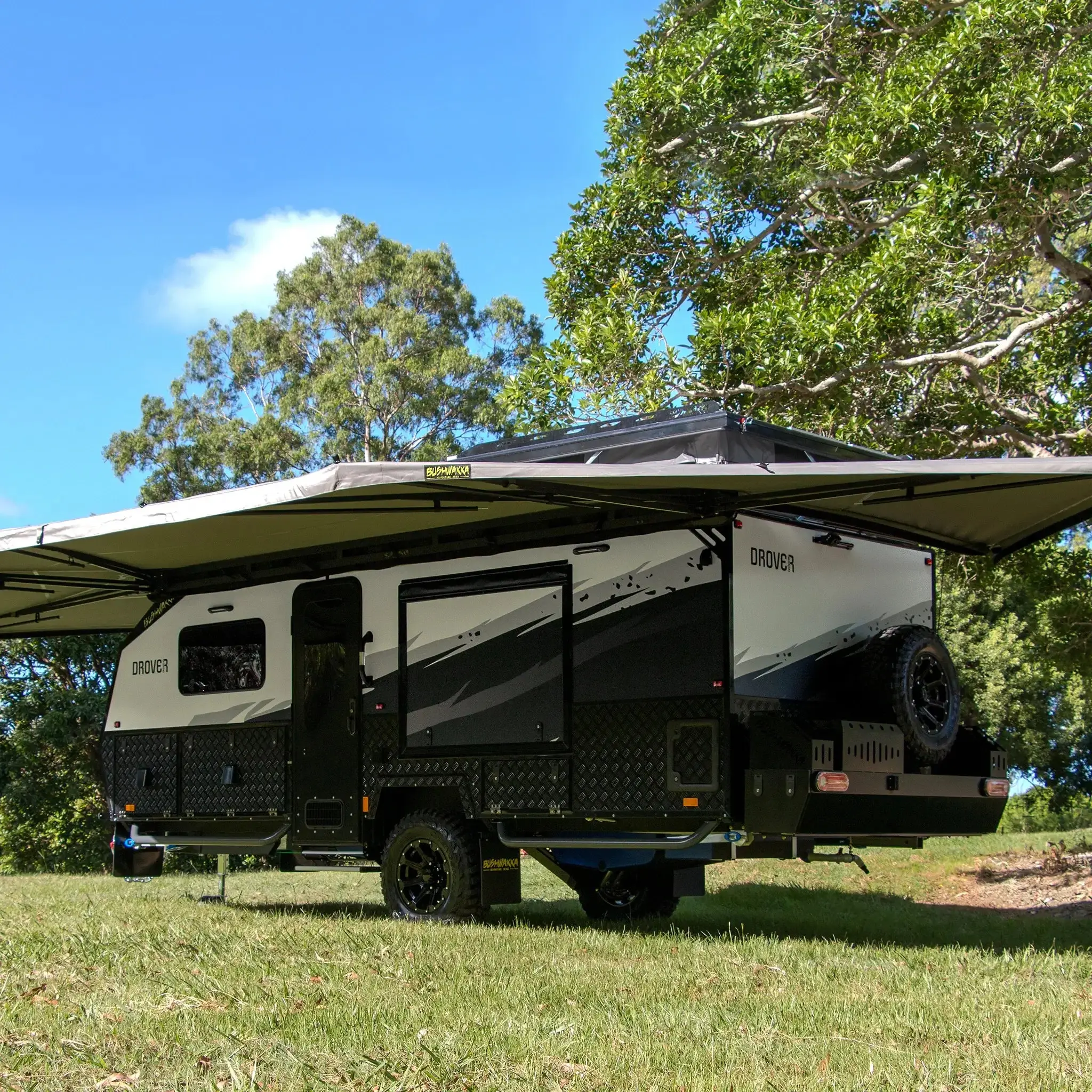 DROVER FAMILY - 16ft Camper - Image 2