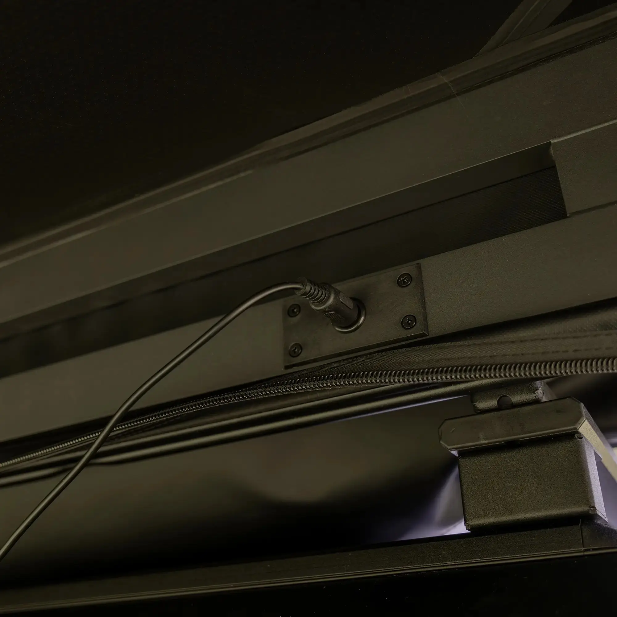 Falcon 360 - Image 19